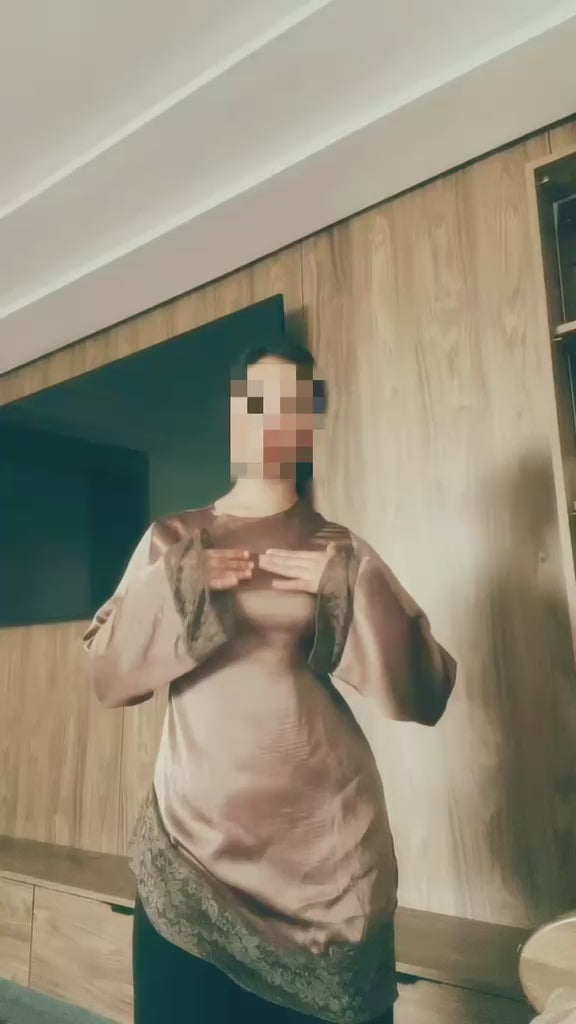 Blouse Satin Élégance